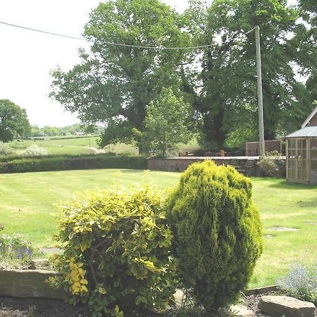 Balterley Green Farm Crewe Exterior photo